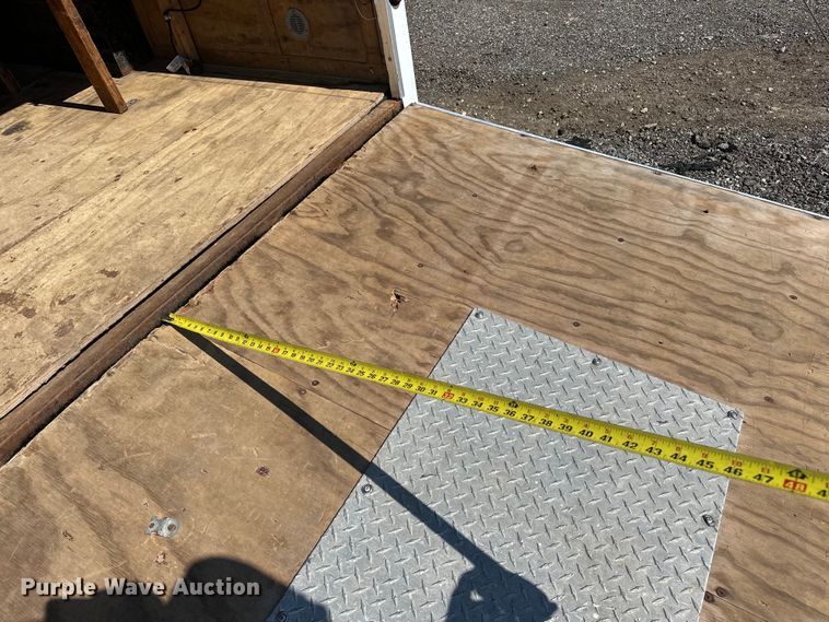 image for item EG0848 2016 United Trailers  UXT-8.518TA70 enclosed cargo trailer