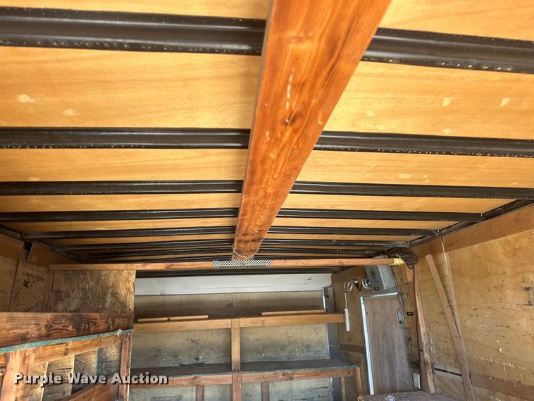 image for item EG0848 2016 United Trailers  UXT-8.518TA70 enclosed cargo trailer