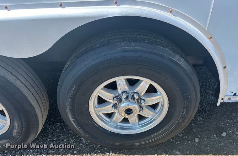 image for item EG0848 2016 United Trailers  UXT-8.518TA70 enclosed cargo trailer