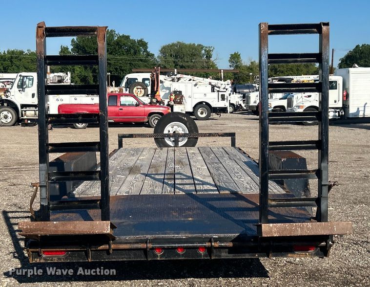 image for item EG0853 2005 CBQT Snake River equipment trailer