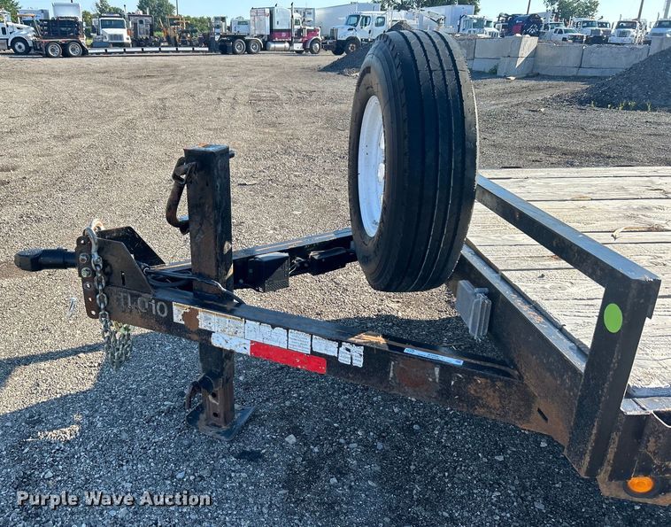 image for item EG0853 2005 CBQT Snake River equipment trailer