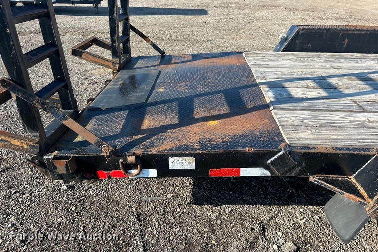 image for item EG0853 2005 CBQT Snake River equipment trailer