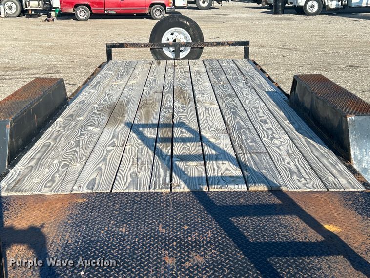 image for item EG0853 2005 CBQT Snake River equipment trailer