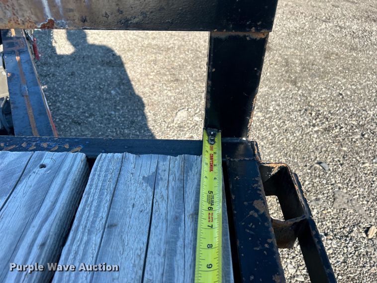 image for item EG0853 2005 CBQT Snake River equipment trailer