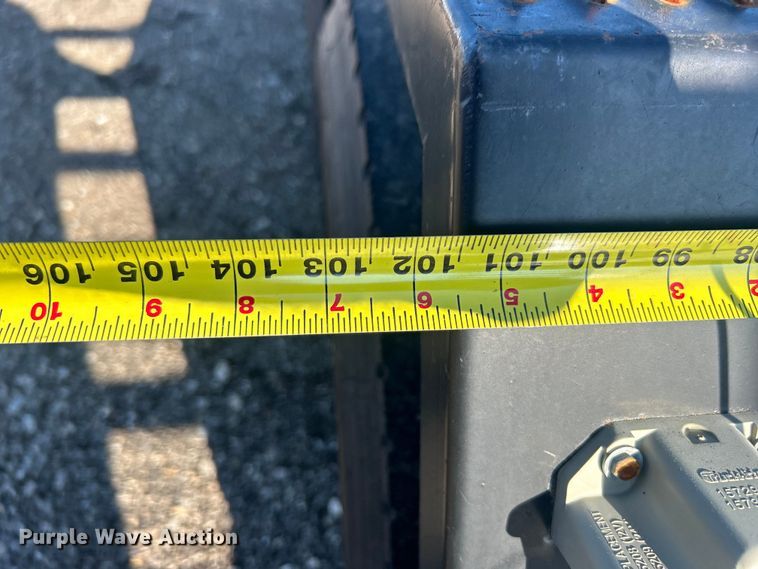 image for item EG0853 2005 CBQT Snake River equipment trailer