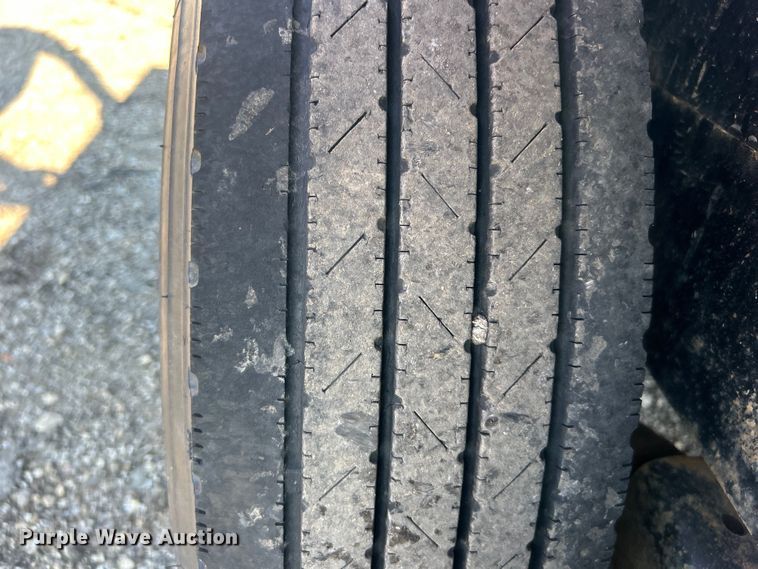 image for item EG0853 2005 CBQT Snake River equipment trailer