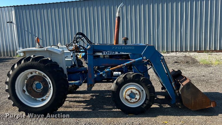 image for item EG0854 1978 Ford 1600 MFWD tractor