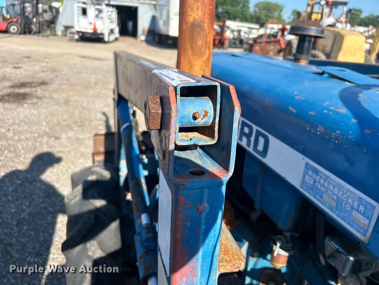 image for item EG0854 1978 Ford 1600 MFWD tractor