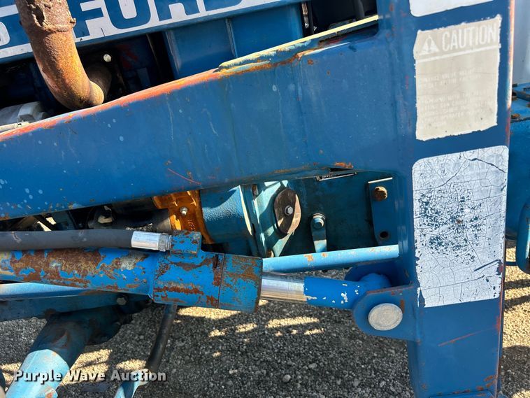 image for item EG0854 1978 Ford 1600 MFWD tractor