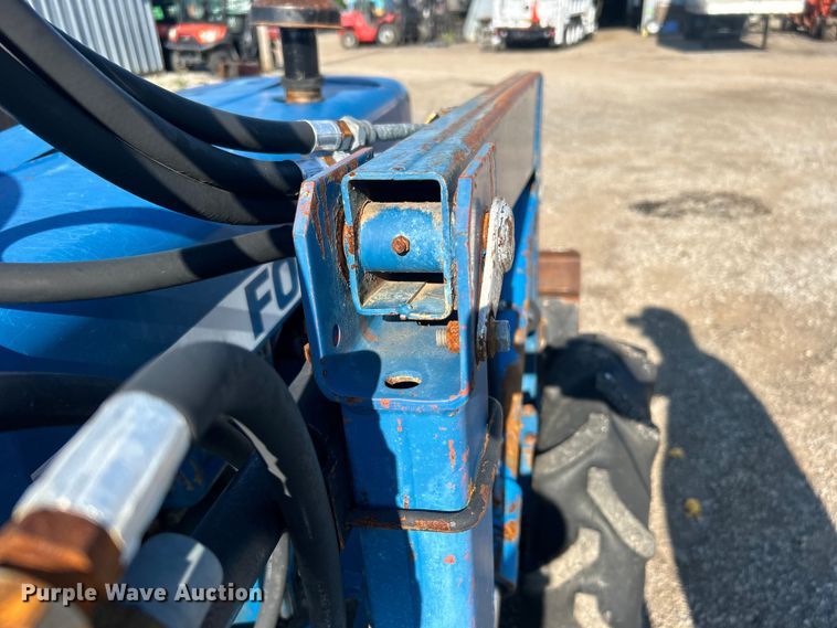 image for item EG0854 1978 Ford 1600 MFWD tractor