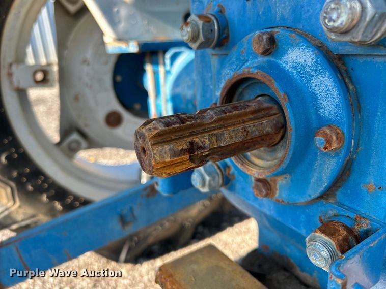 image for item EG0854 1978 Ford 1600 MFWD tractor