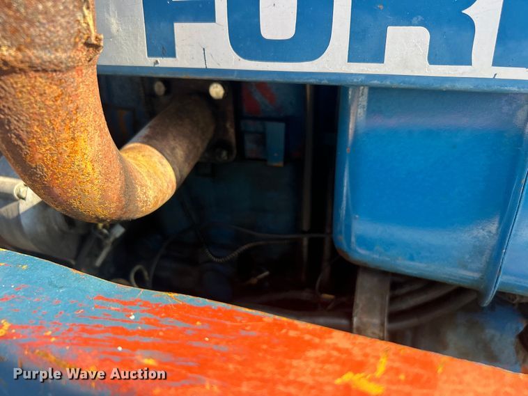 image for item EG0854 1978 Ford 1600 MFWD tractor