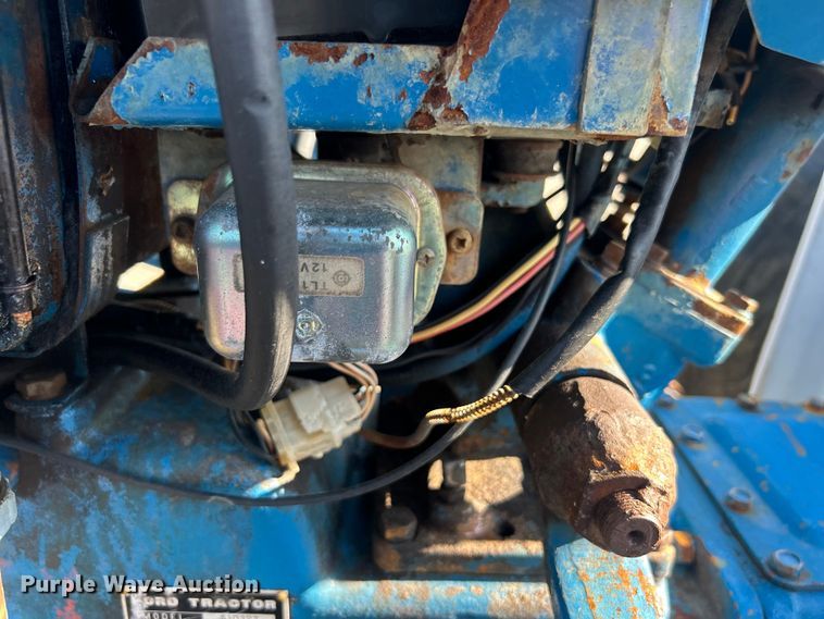 image for item EG0854 1978 Ford 1600 MFWD tractor