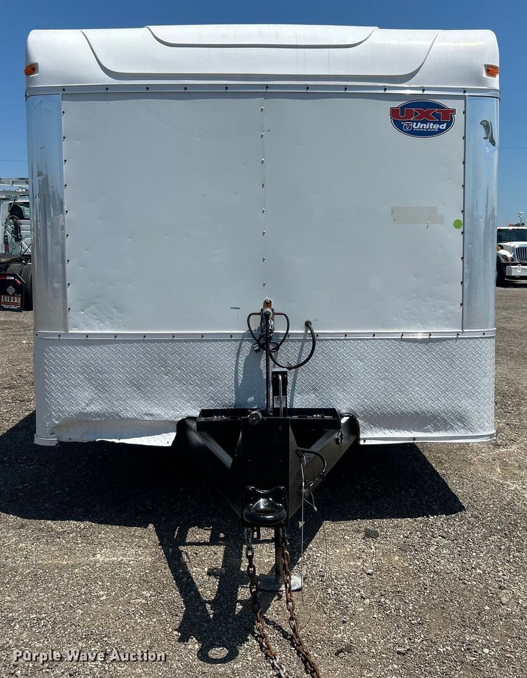 image for item EG0863 2017 United Trailers, Inc. UCT-8.518TA79 enclosed cargo trailer