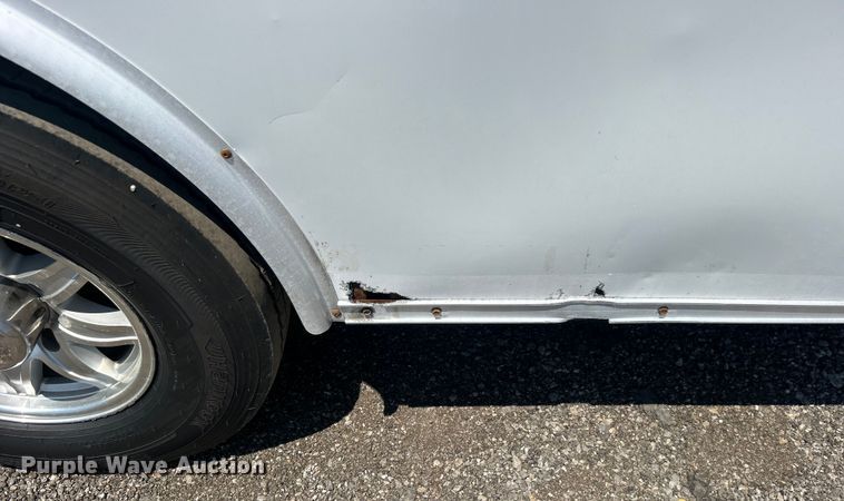 image for item EG0863 2017 United Trailers, Inc. UCT-8.518TA79 enclosed cargo trailer