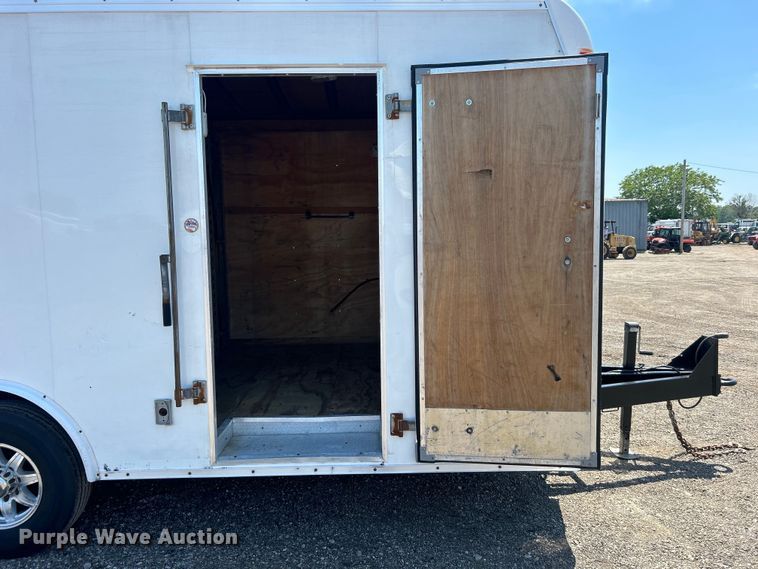 image for item EG0863 2017 United Trailers, Inc. UCT-8.518TA79 enclosed cargo trailer