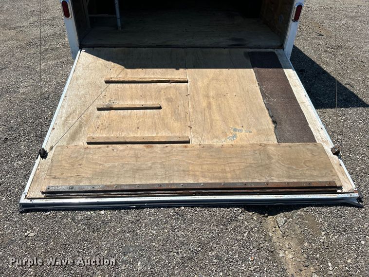 image for item EG0863 2017 United Trailers, Inc. UCT-8.518TA79 enclosed cargo trailer