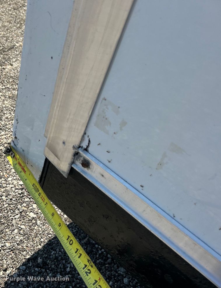 image for item EG0863 2017 United Trailers, Inc. UCT-8.518TA79 enclosed cargo trailer