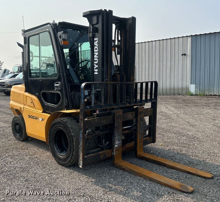 image for item EG0873 2017 Hyundai 50DA-9F forklift