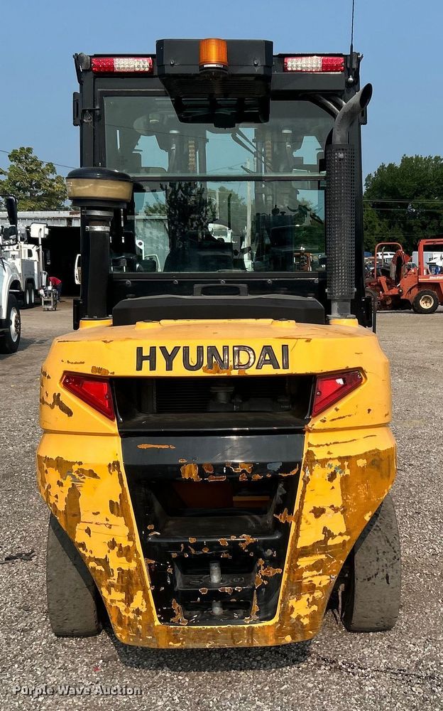 image for item EG0873 2017 Hyundai 50DA-9F forklift