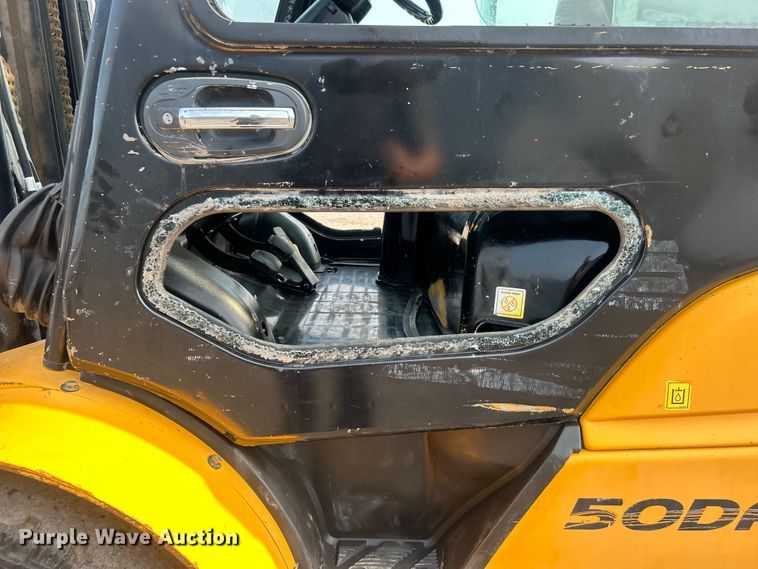 image for item EG0873 2017 Hyundai 50DA-9F forklift