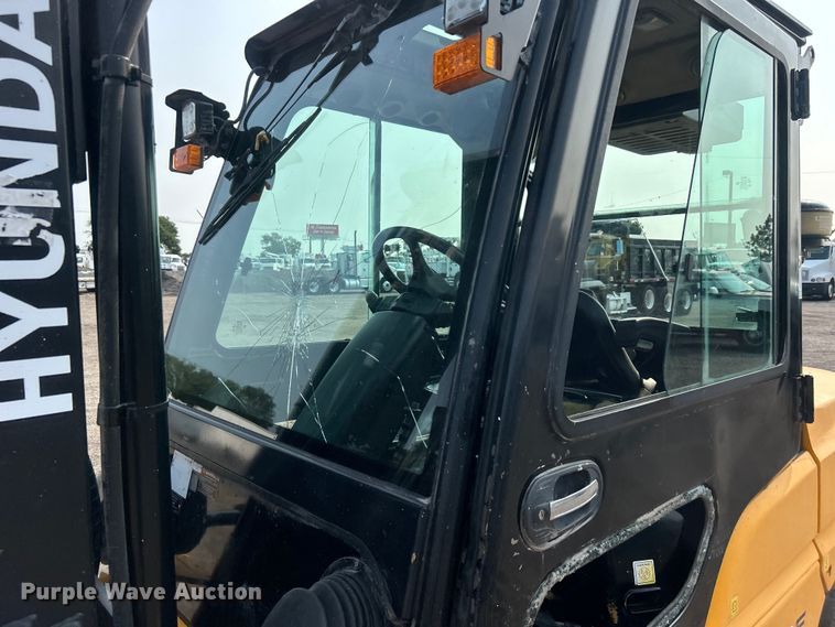 image for item EG0873 2017 Hyundai 50DA-9F forklift