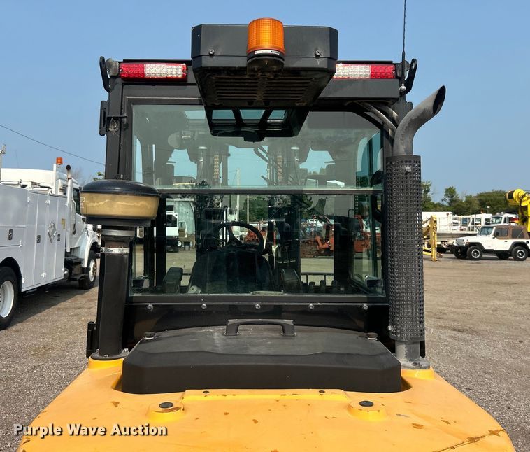 image for item EG0873 2017 Hyundai 50DA-9F forklift