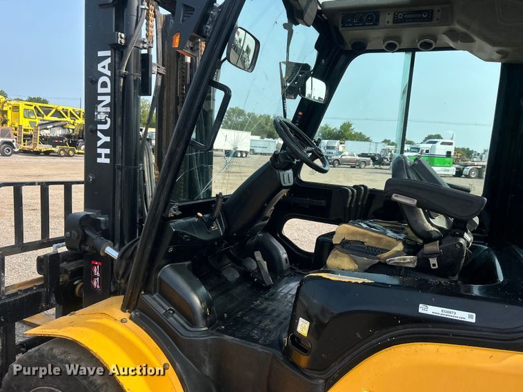 image for item EG0873 2017 Hyundai 50DA-9F forklift