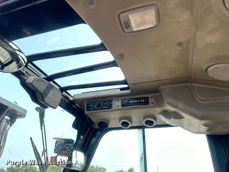 image for item EG0873 2017 Hyundai 50DA-9F forklift