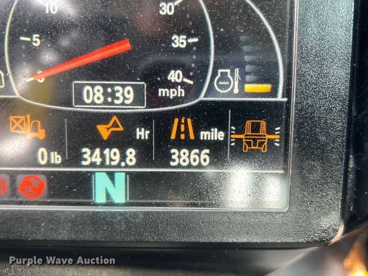 image for item EG0873 2017 Hyundai 50DA-9F forklift