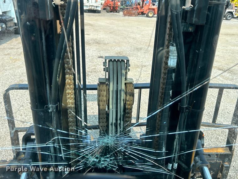 image for item EG0873 2017 Hyundai 50DA-9F forklift