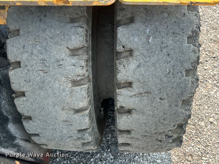 image for item EG0873 2017 Hyundai 50DA-9F forklift