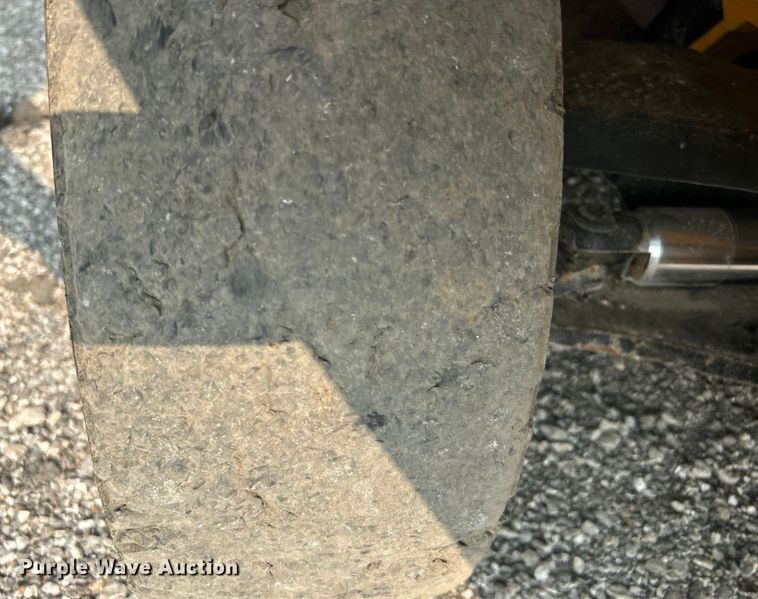 image for item EG0873 2017 Hyundai 50DA-9F forklift