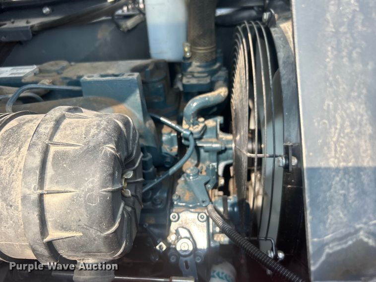 image for item EG0875 2006 Moffett M55 forklift