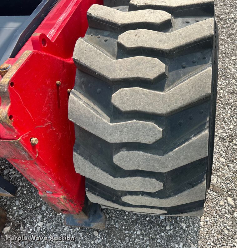 image for item EG0875 2006 Moffett M55 forklift