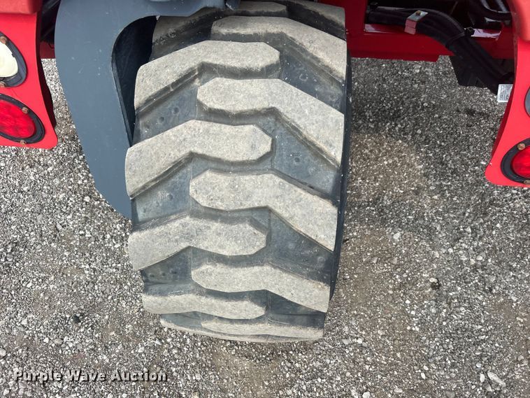 image for item EG0875 2006 Moffett M55 forklift