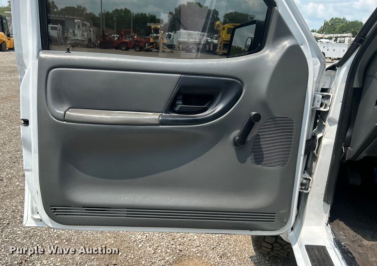 image for item EG0878 2008 Ford Ranger SuperCab pickup truck