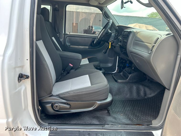 image for item EG0878 2008 Ford Ranger SuperCab pickup truck