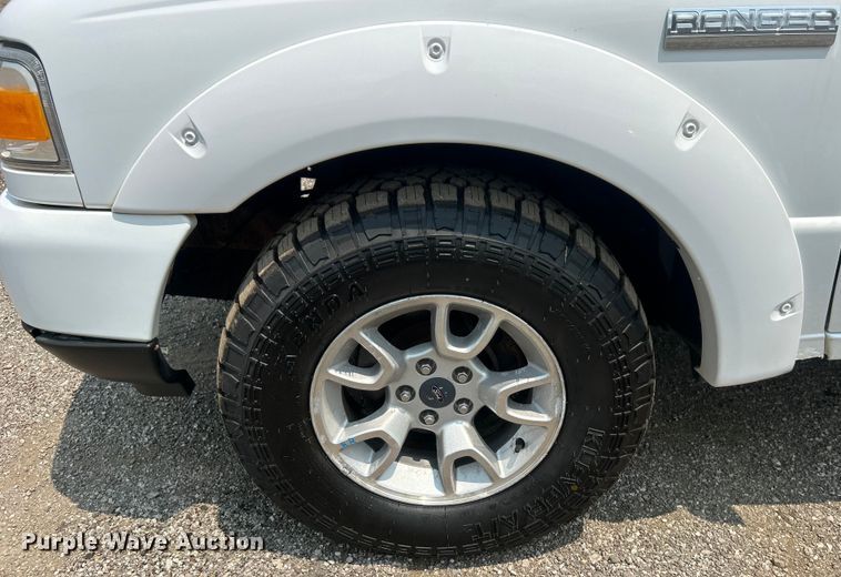 image for item EG0878 2008 Ford Ranger SuperCab pickup truck