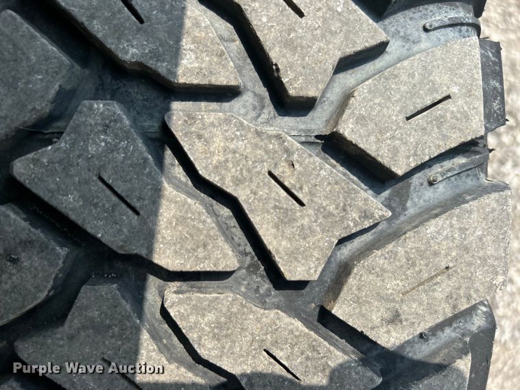 image for item EG0879 1998 Jeep Wrangler TJ SUV