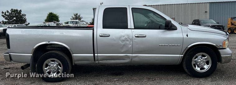 image for item EG1536 2004 Dodge Ram 2500 Quad Cab pickup truck