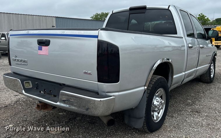 image for item EG1536 2004 Dodge Ram 2500 Quad Cab pickup truck