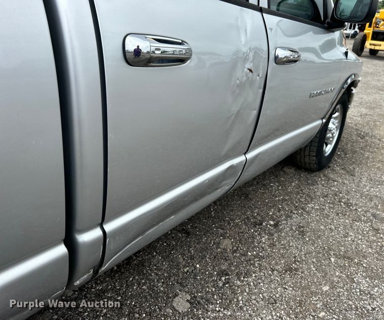 image for item EG1536 2004 Dodge Ram 2500 Quad Cab pickup truck