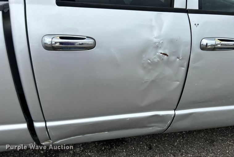 image for item EG1536 2004 Dodge Ram 2500 Quad Cab pickup truck