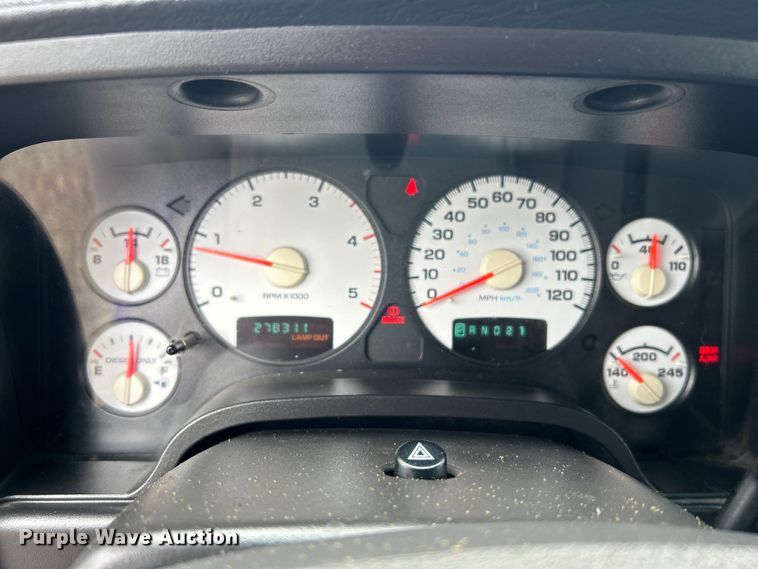 image for item EG1536 2004 Dodge Ram 2500 Quad Cab pickup truck