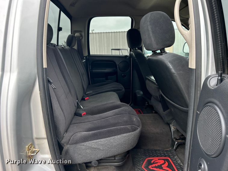 image for item EG1536 2004 Dodge Ram 2500 Quad Cab pickup truck