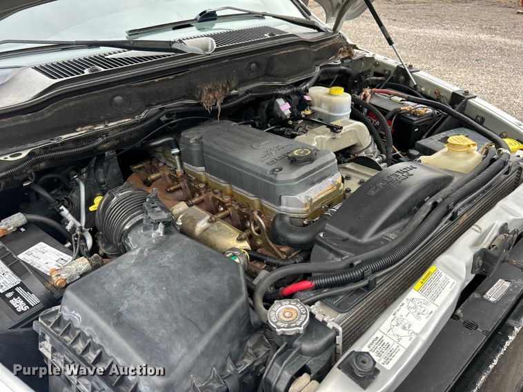 image for item EG1536 2004 Dodge Ram 2500 Quad Cab pickup truck