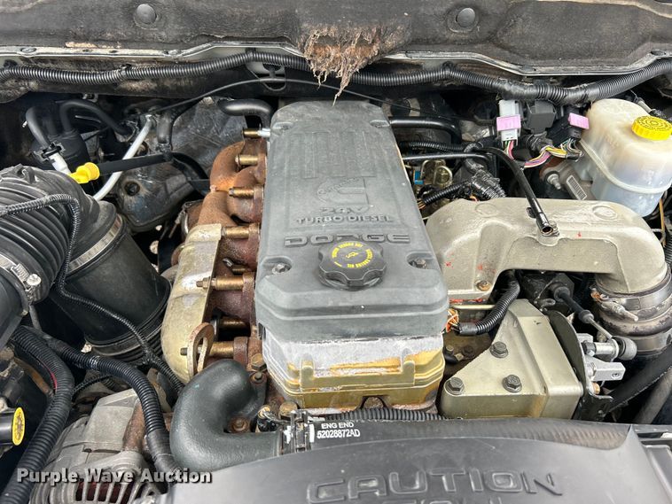 image for item EG1536 2004 Dodge Ram 2500 Quad Cab pickup truck