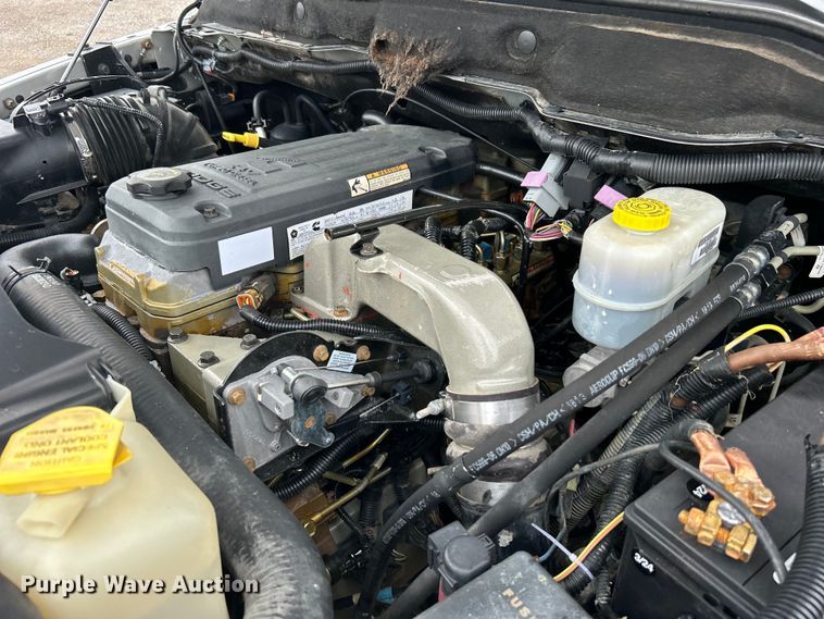 image for item EG1536 2004 Dodge Ram 2500 Quad Cab pickup truck