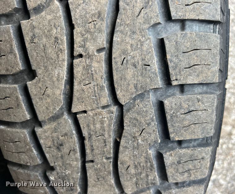 image for item EG1536 2004 Dodge Ram 2500 Quad Cab pickup truck